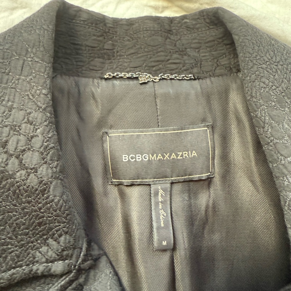 Bcbg Maxazaria Elegant Black Patterned Asymmetric… - image 4